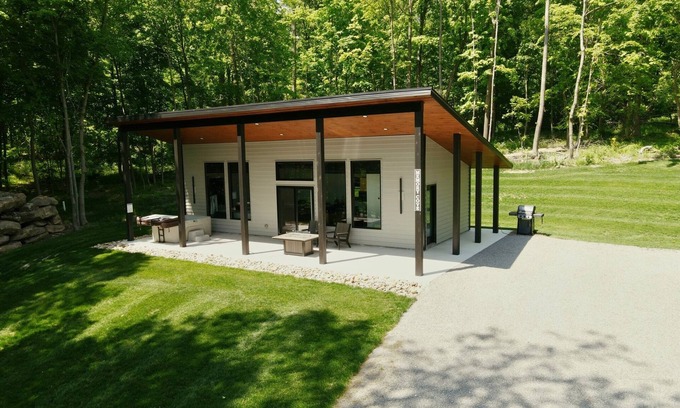 Millersburg Cabin | Memory Cove at Tranquil Acres
