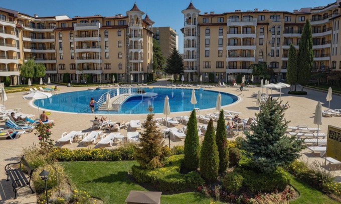 Sunny Beach Apartment | MENADA * ROYAL SUN * Spacious Apartment with Balcony