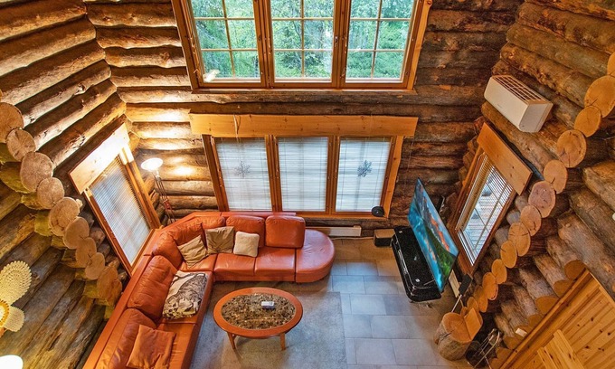 Akaslompolo House | Menninkäisenkolo by Interhome