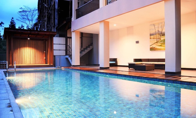 Bandung Villa | Mentari Hill View 7BR Villa with a Private Pool