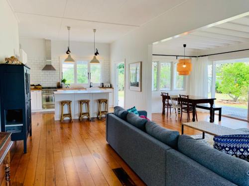 Burnt Pine House | Meryta - Your Sanctuary In Town