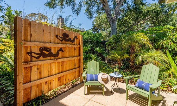West Mesa House | Mesa Bliss - Tropical Oceanside Guest House on the Mesa