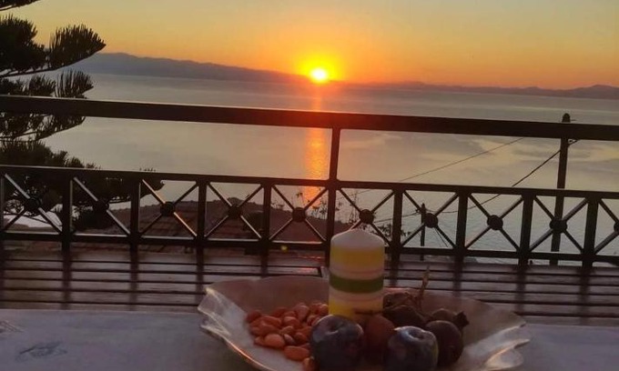 Afissos House | MESONISI maisonette