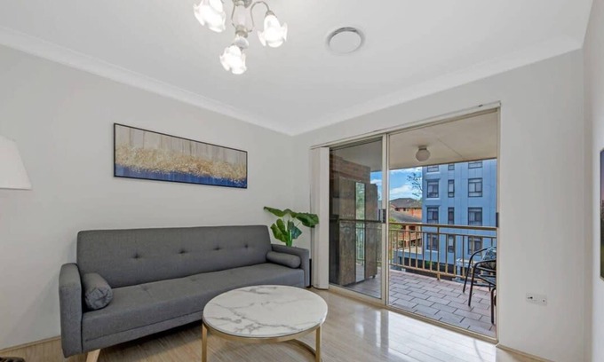 Parramatta Apartment | MetaWise Parramatta Chic and Comfortable Two Bed
