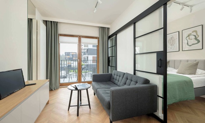 Katowice Apartment | Meteorologów 41 | Comfortable Studio | Parking.