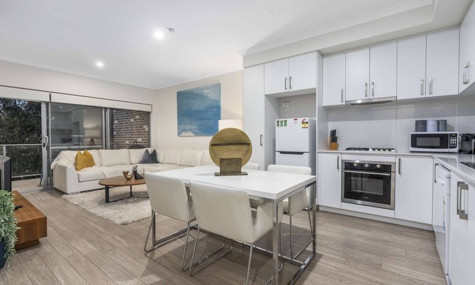 Bassendean Apartment | Metro Modern Escape: Unwind near the Swan Valley