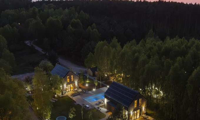 Ciekocino Villa | Między Brzozami / Domy w lesie