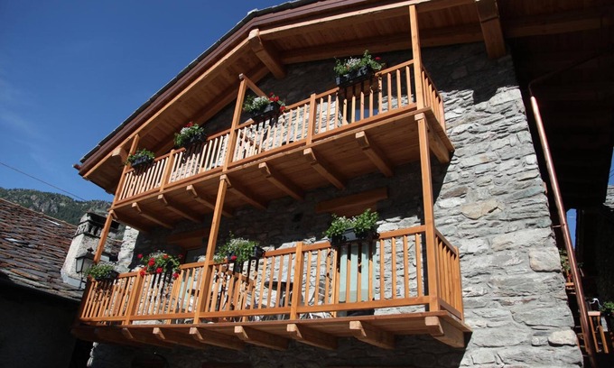 Extrepieraz House | Mi casa tu casa