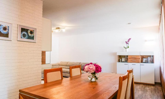 Sindelfingen House | Miaos private Room