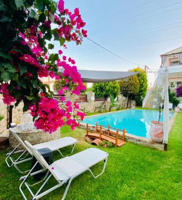 Velon Apartment | Michaella's Maissonete at Rafaella Resort