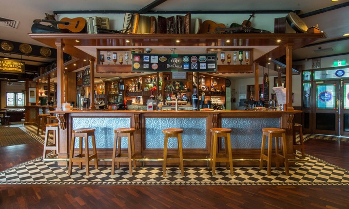 Hackham Hotel | Mick O'Shea's