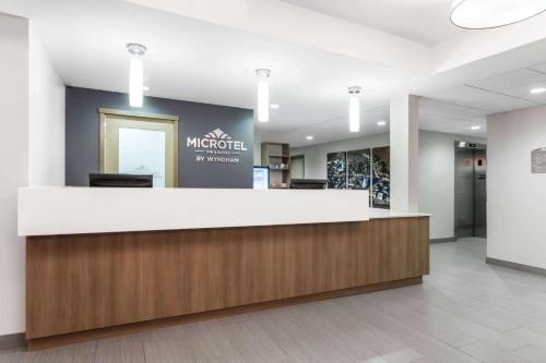 Casselman Hotel | Microtel Casselman