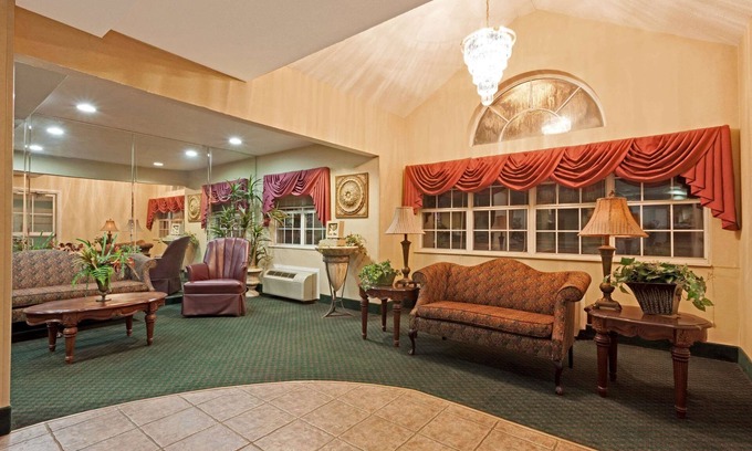 Brandon Hotel | Microtel Inn & Suites by Wyndham Brandon