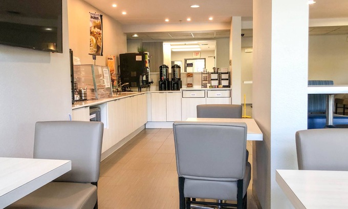 Eagan Hotel | Microtel Inn & Suites by Wyndham Eagan/St Paul