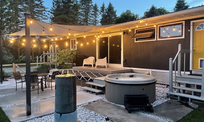 Mayfield House | Mid Century Bungalow with a hot tub -15 miles to the heart of Traverse City
