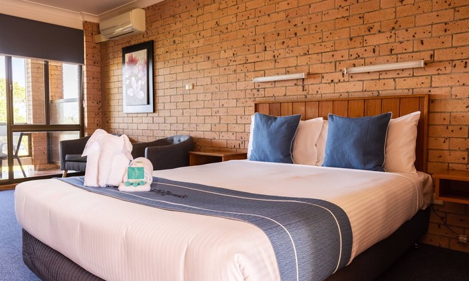 Taree Hotel | Midlands Motel