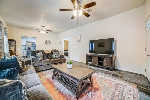 Downtown San Antonio House | Midtown Modern Farmhouse
