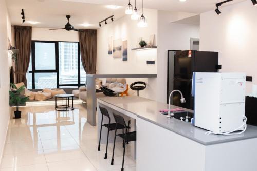 Central District Apartment | Midvalley Mosaic Grand Luxury 2BR 8pax