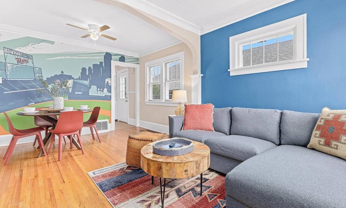 Midway House | Midway Marvel: Central Location, Walk to Light Rail, Fast WiFi, Free Parking