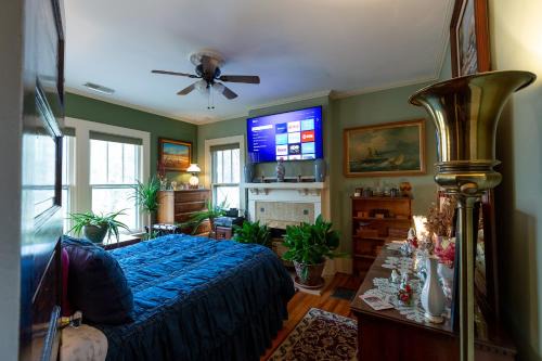 Franklin Park House | Mike & Allen's Place on the Park 2