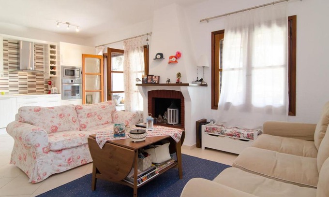 Kalyves Polygyrou Apartment | Mikiverna Family Maisonette
