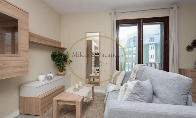 Pas de la Casa Apartment | Mikka-Nevada family