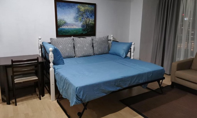 Highway Hills Apartment | Miks Pad at Soho Central
