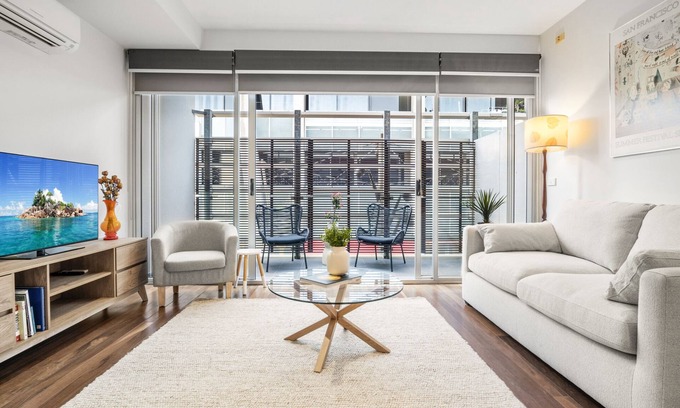 Prahran Apartment | “MILA” Trendy Prahran 1-Bed Apartment with Balcony