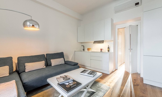 Zona Padova Apartment | Milano NoLo - Modern two-room apartment with a/c and balcony