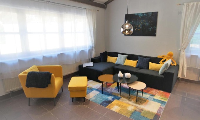 Ehrenbreitstein Apartment | Mill Valley Casa