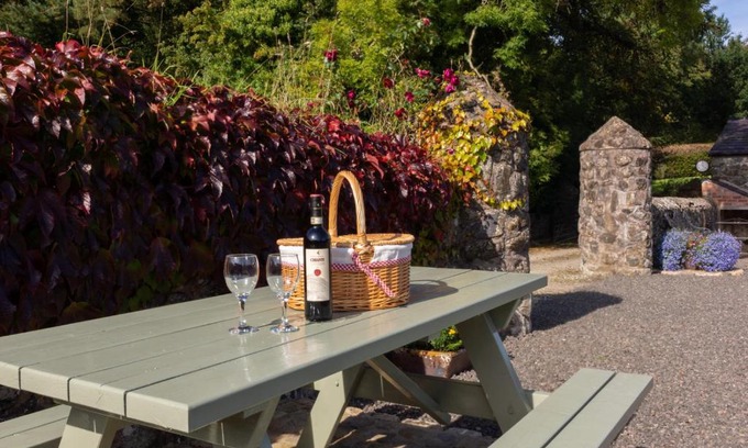 Crumlin Bed & Breakfast | Millbrae Lodges