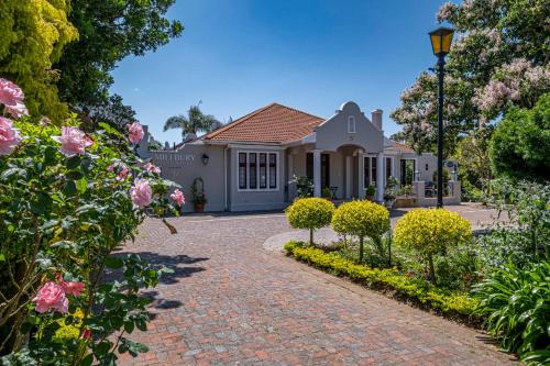 Port Elizabeth House | Millbury Guest House
