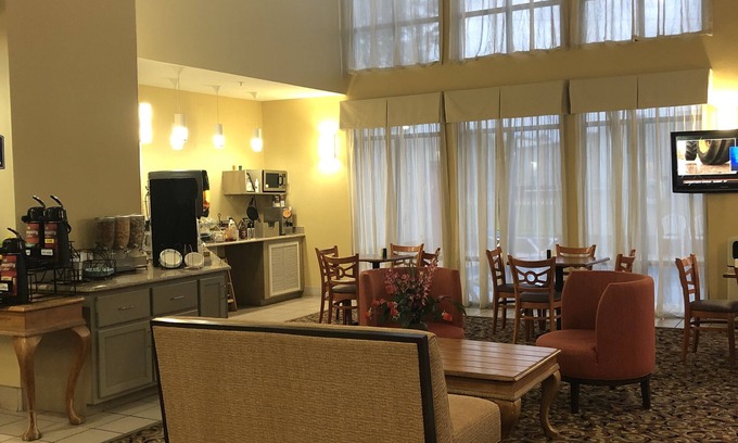 Ellisville Hotel | Millennium Inn