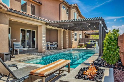 Santa Clara House | Million Dollar View #67 home