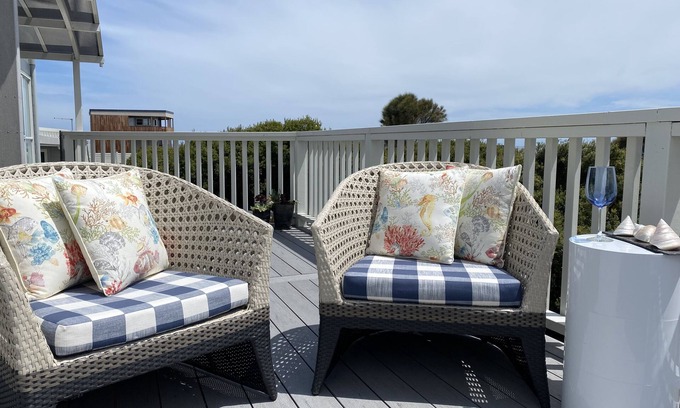 Lulworth House | Mima’s Nest Beach House