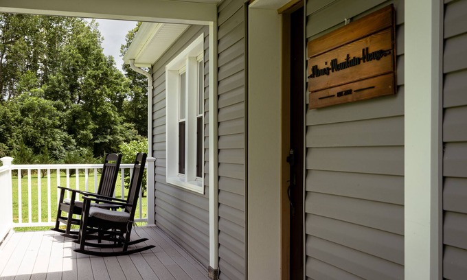 Massies Mill House | Mima’s Mountain House with Mountain view/Creekside view