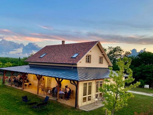 Balatonlelle House | Mimi vendégház