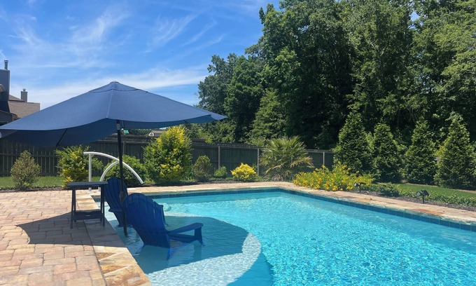 Auburn House | Mimms Trail Haven - Luxury Living in Auburn!