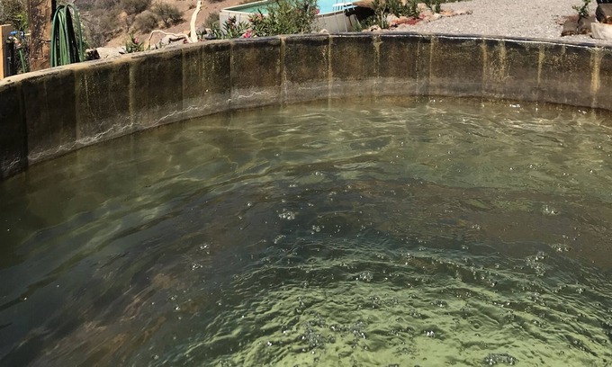 Valparaiso House | Mini house with hot tub and pool