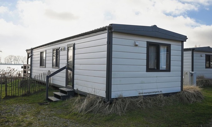 Suderstapel House | Mini vacation home Eiderufer 2 - your natural retreat on the Eider