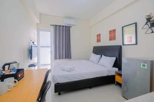 Bogor Apartment | Minimalist Studio Room Bogorienze Resort near The Jungle By Travelio