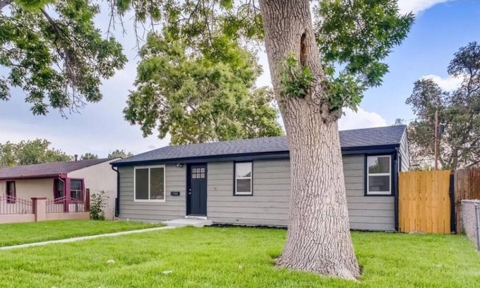 Villa Park House | Minutes from Downtown Denver