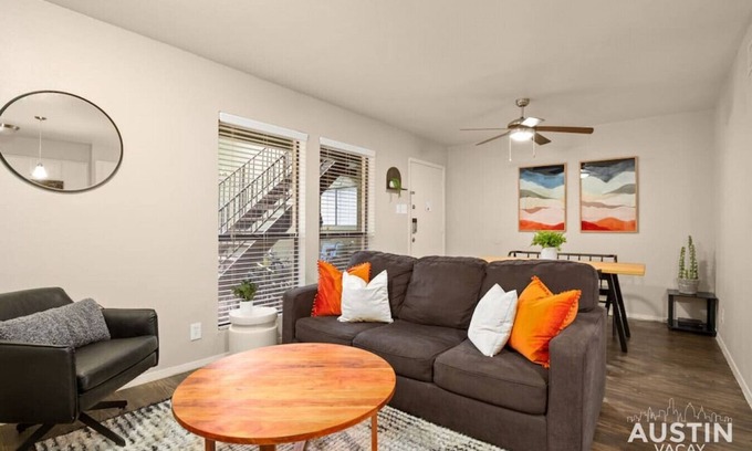 Zilker Apartment | Minutes to Zilker + Barton Springs & Free Parking