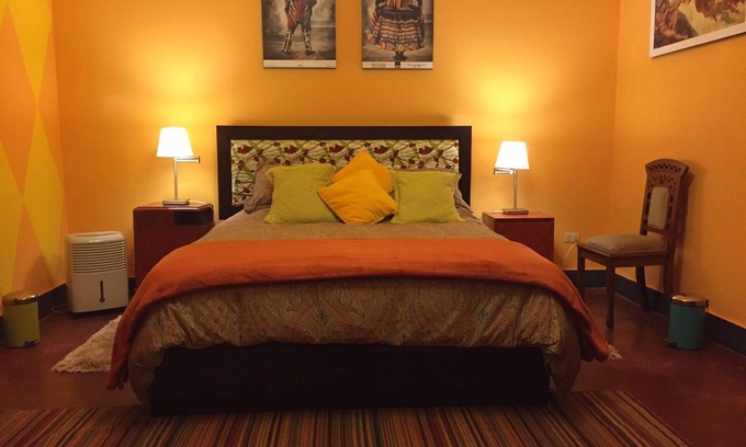 Miraflores House | Miraflores Vintage/Central Cozy Furnished Home Discover the Charm of Balta Zng