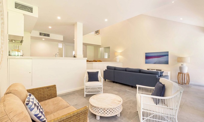 Port Douglas Villa | Mirage Resort Villa 405