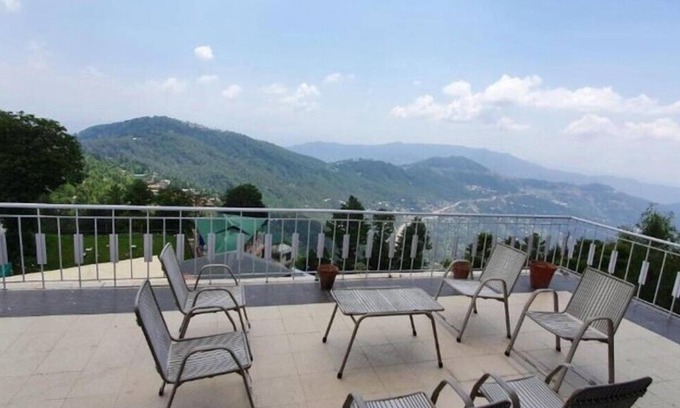 Murree Cabin | Miramonte Lodges