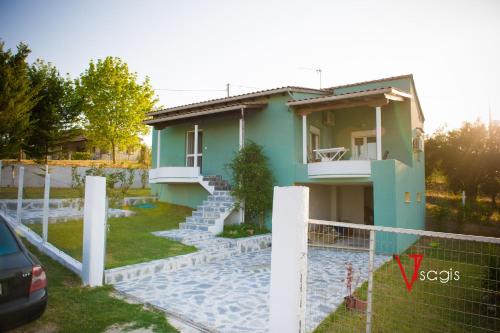 Flampoura House | MIRANTA