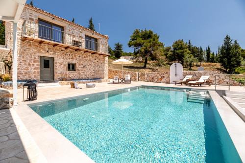 Agia Marina Villa | Misovounous Natural Park Villa by "elite"
