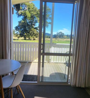 Fox Glacier Apartment | Misty Peaks Cottage