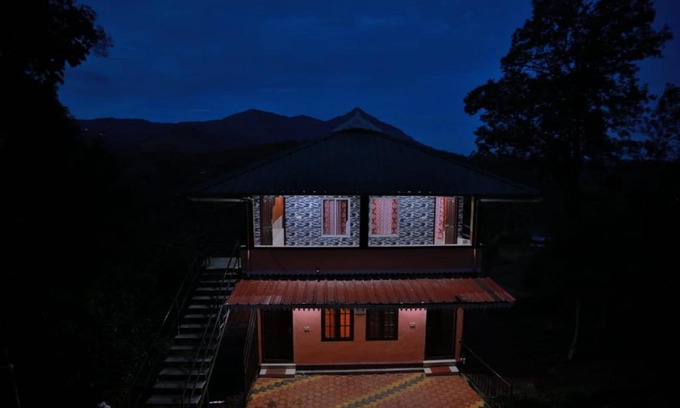 Anachal House | Misty View Cottage